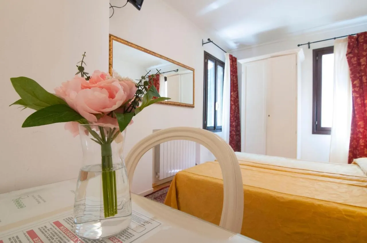Albergo ai Tolentini Venezia Italia