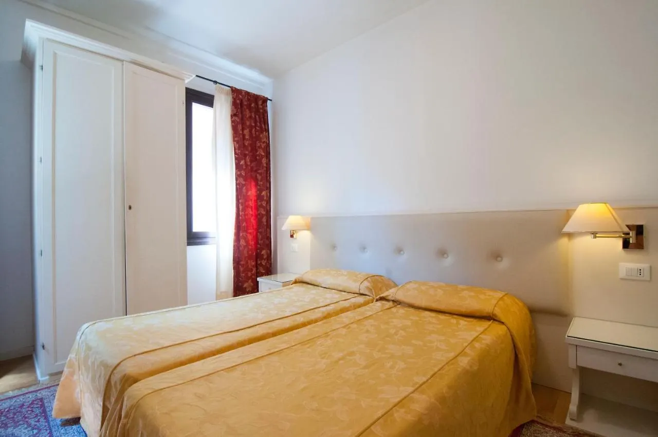 Albergo Ai Tolentini Venedig 0*,