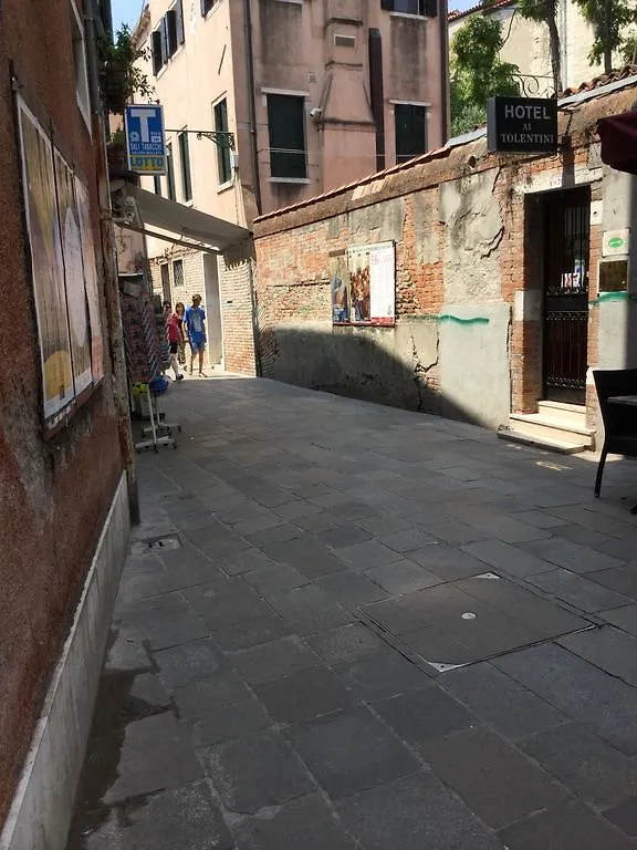 Albergo Ai Tolentini Venedig 0*,