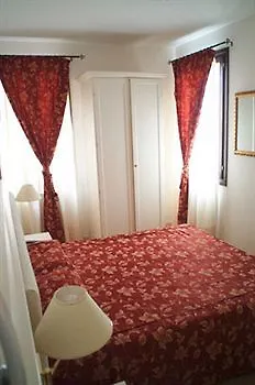 Albergo Ai Tolentini Venice Hotel