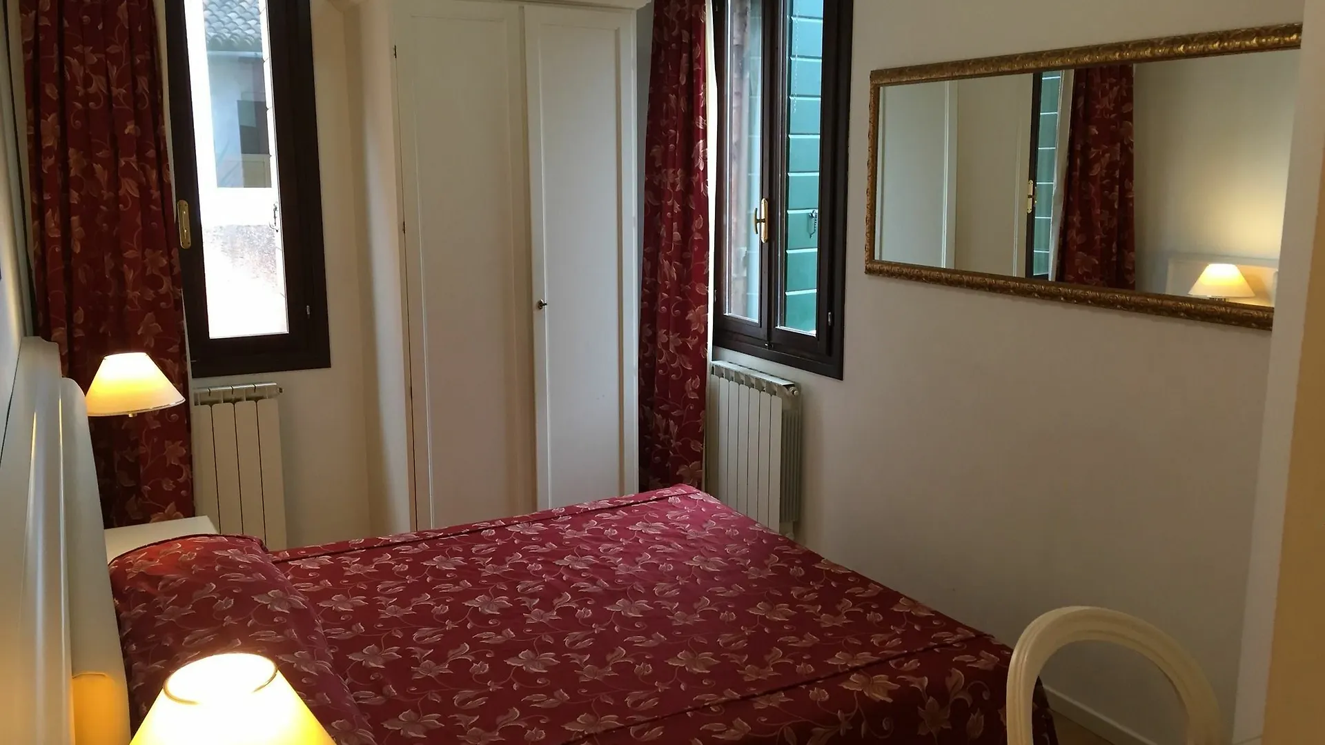Hotel Albergo Ai Tolentini Venice